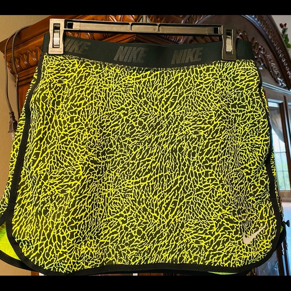 Nike Pants - Nike Golf ⛳️ Dri-Fit Skort With Shorts Underneath